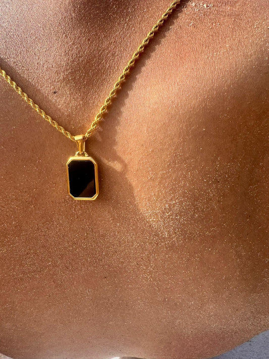 Black Cut Stone 18k Gold Pendant Necklace for Men