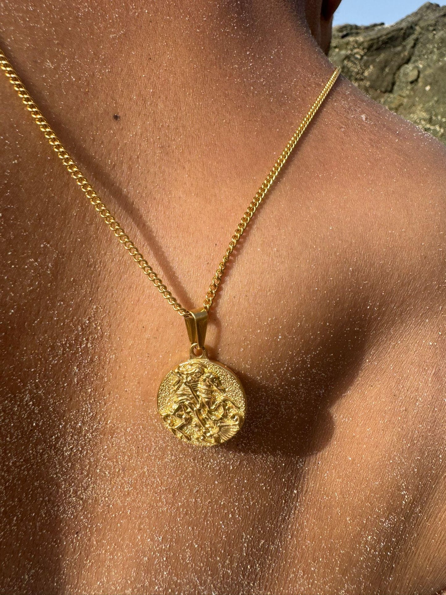 St George English 18k Gold Pendant Necklace for Men